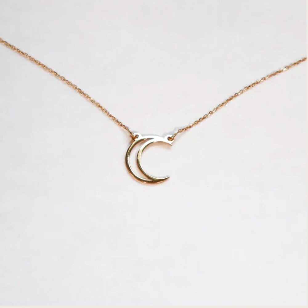 18k Gold Moon Necklace - Picture 5 of 6